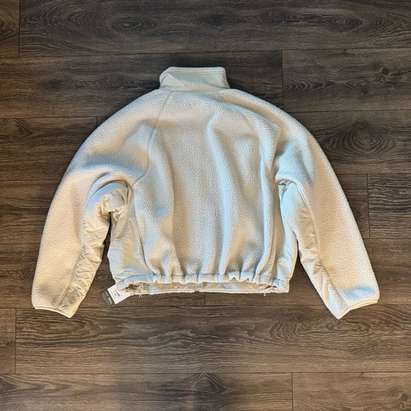 Vuori Alpine Jacket - Picture 2 of 3